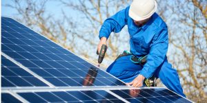 Installation Maintenance Panneaux Solaires Photovoltaïques à Poligne